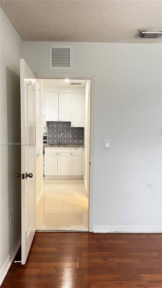 Building Photo - 14652 SW 114th Terrace