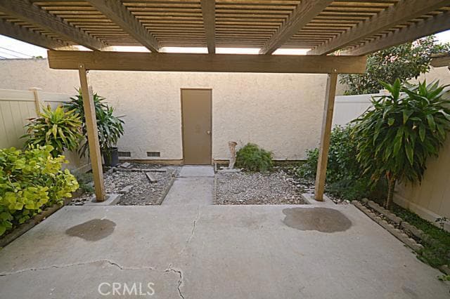 Building Photo - 4568 Toledo Way