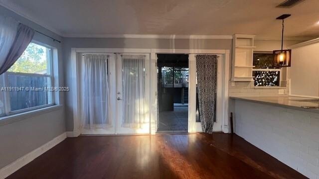 Building Photo - 2201 N 56th Ter