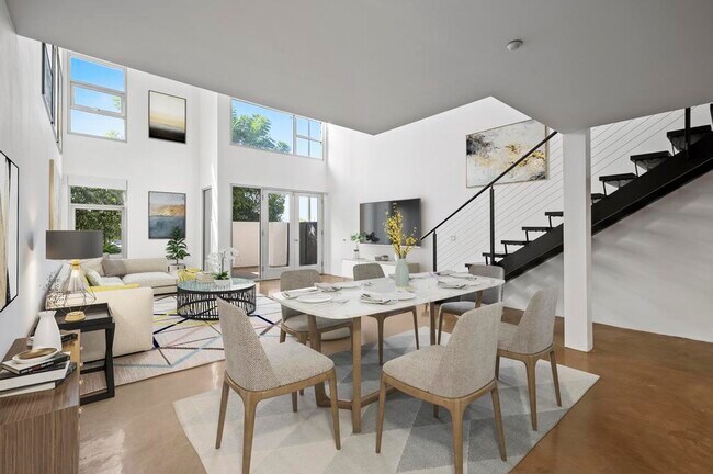 Building Photo - 4111 W Sunset Blvd