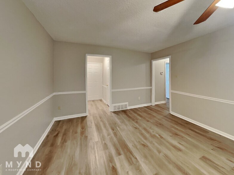 Building Photo - 3752 Schanna Dr