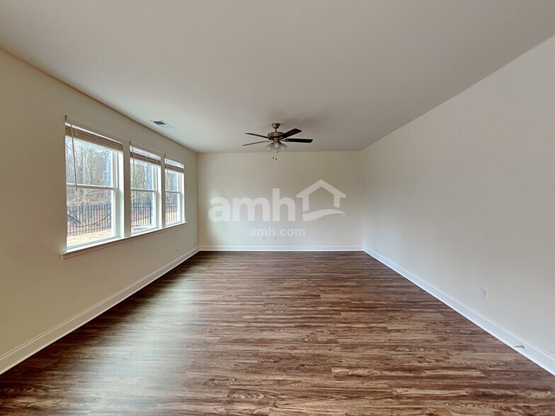 Building Photo - 1310 Ashlyn Ct