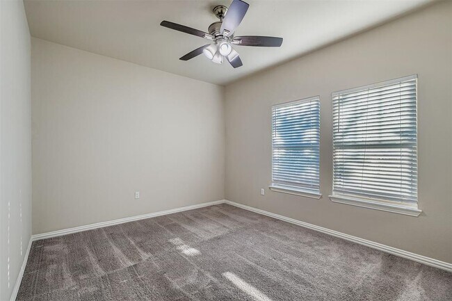 Building Photo - 8800 Sikes Way