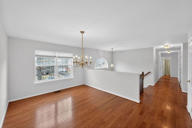 Building Photo - 9137 Granite Ct