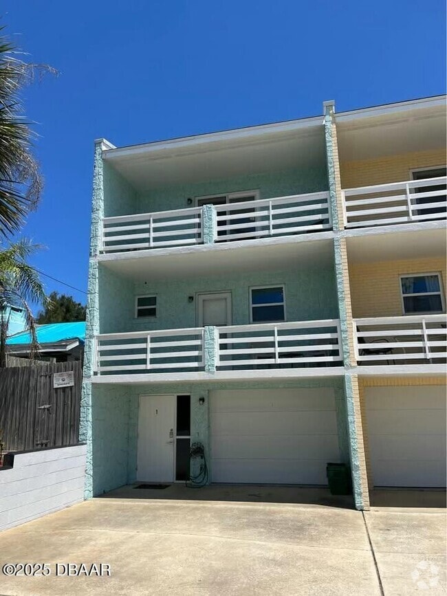 Building Photo - 3635 Cardinal Blvd