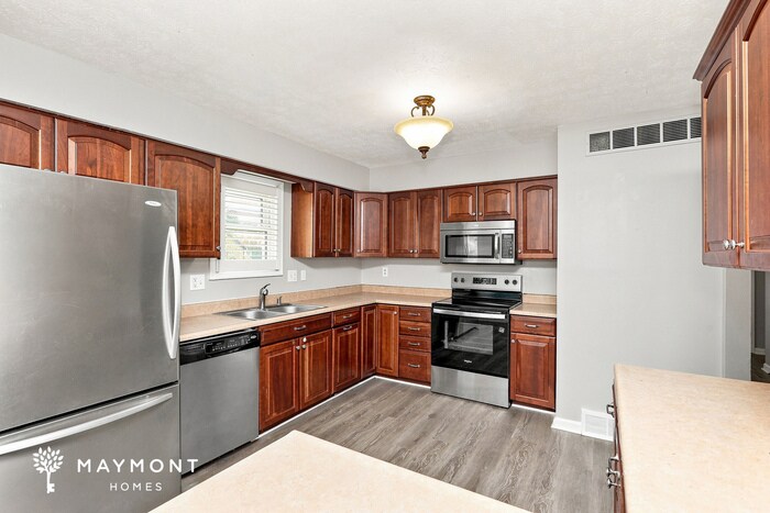 Building Photo - 1737 Amarillo Dr