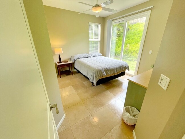 Building Photo - Elegant 1-Bedroom Retreat in Prestigious South Maui Neighborhood w/ Utilities Included – Availabl...