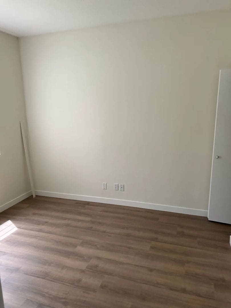 Building Photo - 23 Via Prado