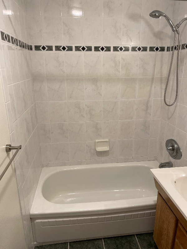 Building Photo - 38850 Pleasant St