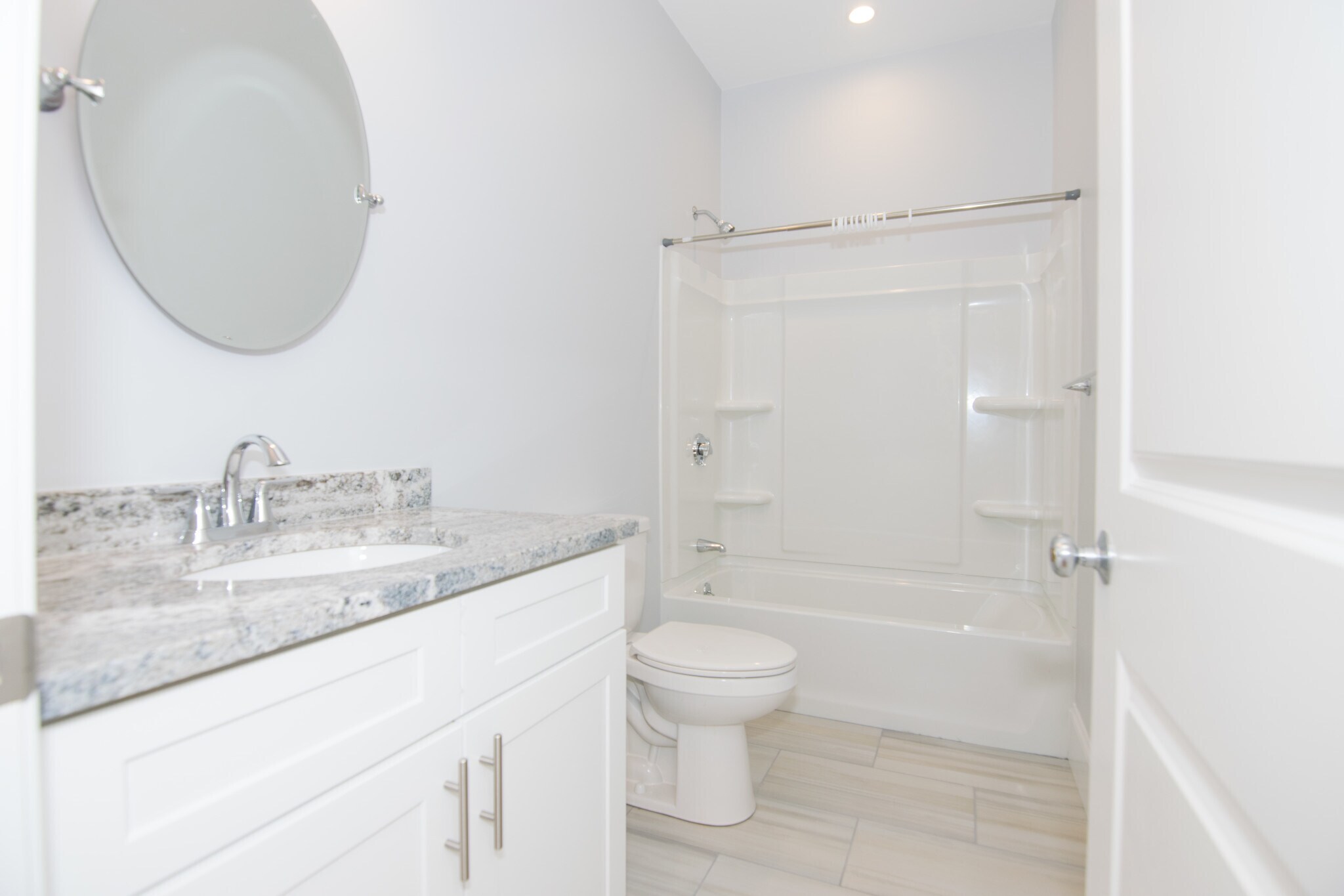 Building Photo - 10 Islington St