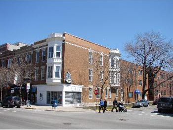 Building Photo - 3701 N Southport Ave