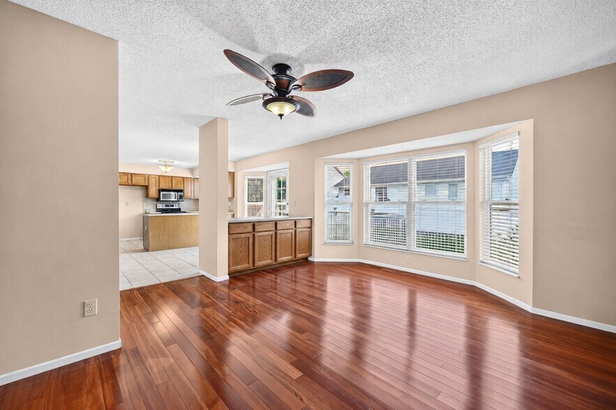 Building Photo - 2600 Northcliffe Dr