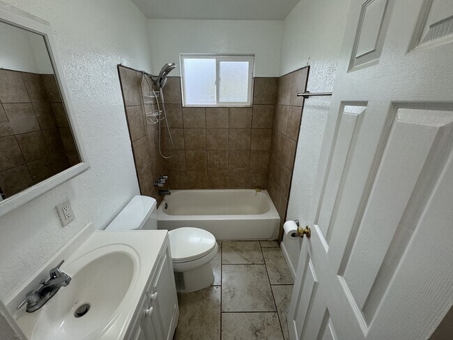 Building Photo - 11300 Pajaro St
