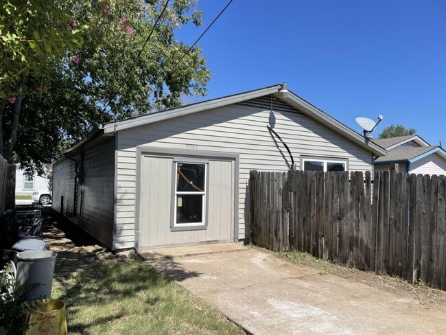 Building Photo - 9904 Cedar Mountain Cir