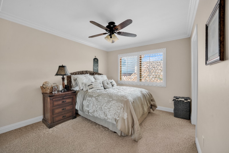 Building Photo - 30420 Longhorn Dr