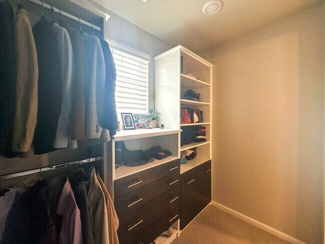 Building Photo - Meadowlark serene 4bd retreat