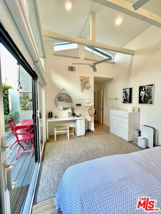 Building Photo - 3159 Hutchison Ave