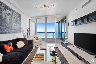 Building Photo - 17121 Collins Ave