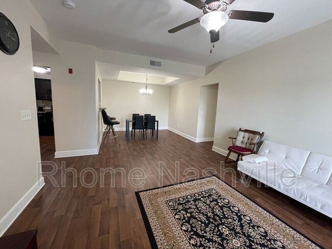 Building Photo - 8121 Lenox Creekside Dr