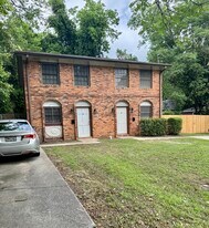 Building Photo - 156 Kenmore Pl