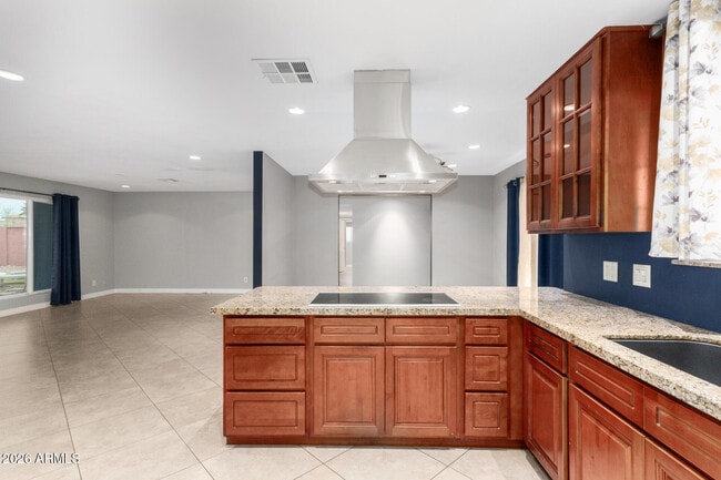 Building Photo - 4503 W Loma Ln