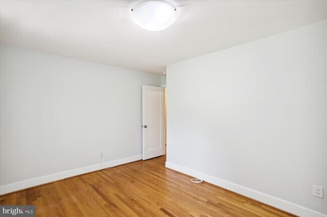Building Photo - 8206 Stone Trail Dr