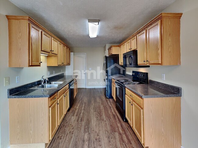 Building Photo - 803 Buckhaven Dr