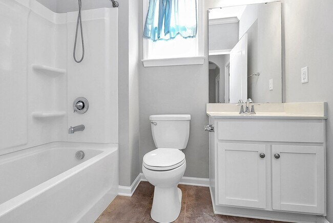 Building Photo - Residential Home located in premier 55+ Gated Community