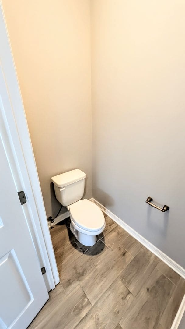 Building Photo - Annual UNfurnished almost BRAND NEW townhome just south of University and Lockwood Ridge!