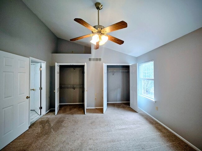 Building Photo - 1578 Pinewind Dr