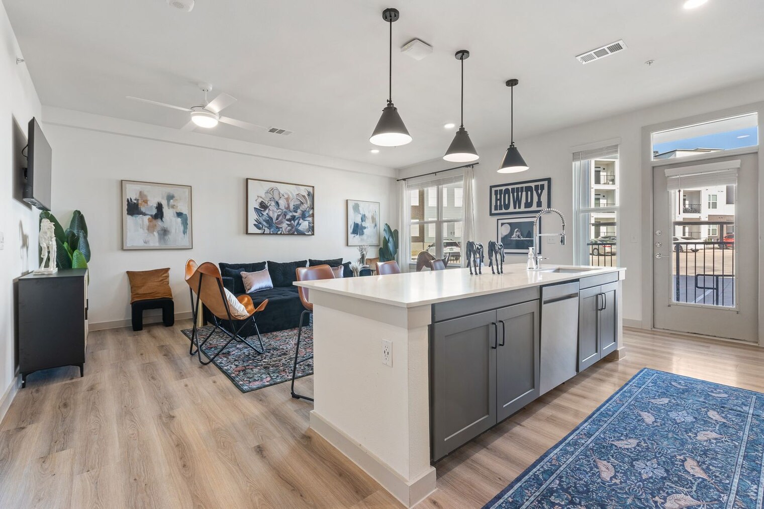 Building Photo - 1301 Leah Ave