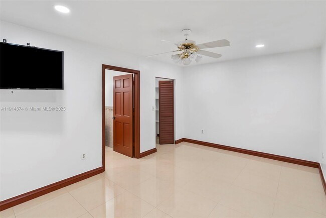 Building Photo - 21054 SW 126th Ct