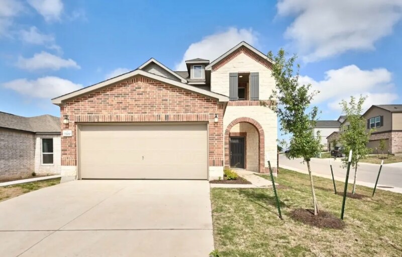Building Photo - 7700 House Finch Dr