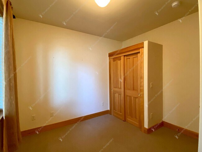 Building Photo - West Hills Gem with Timeless Charm and Mod...