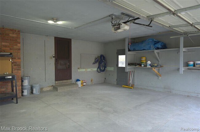 Building Photo - 23645 W Newell Cir