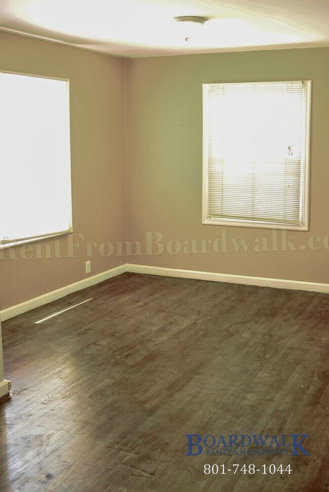 Building Photo - 1247 E 1300 S