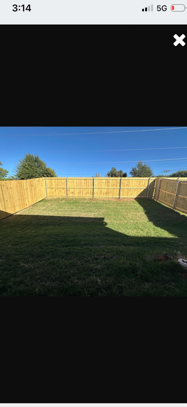 Building Photo - 11518 N University Ave