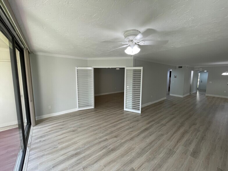 Building Photo - 6450 Wild Oak Bay Blvd