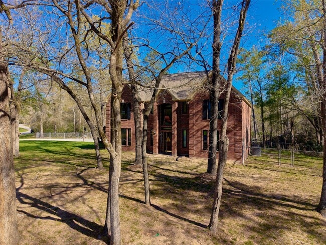 Building Photo - 16302 Old Coach Rd