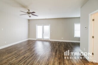 Building Photo - 409 Trickum Hill Dr
