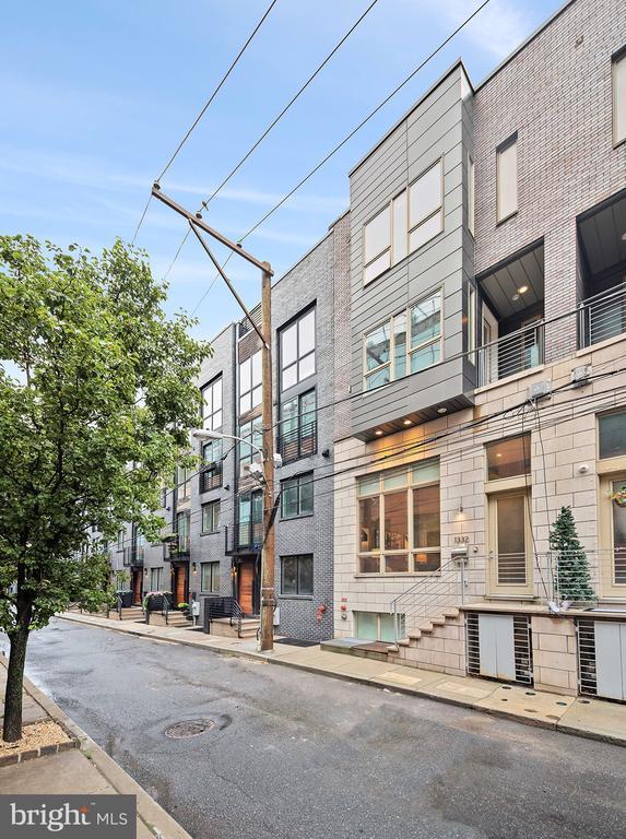 Building Photo - 1332 Kater St