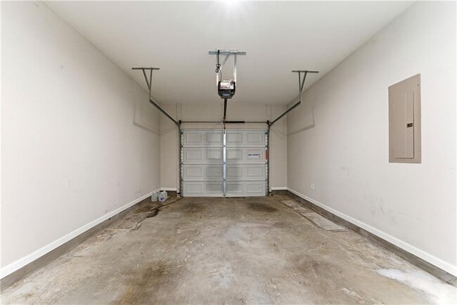 Building Photo - 1780 Sanford Ln