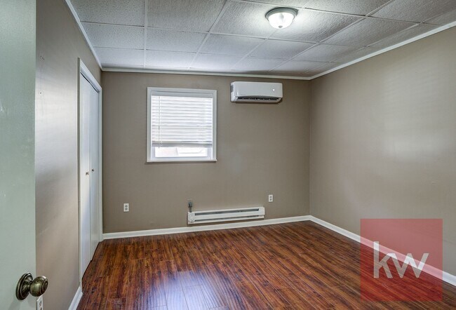 Building Photo - 314 Wilson Ave