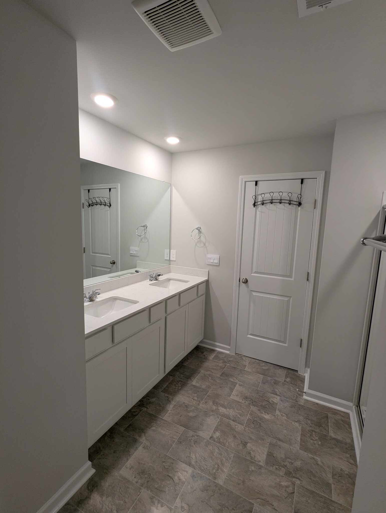 Building Photo - 645 Longtail Ln