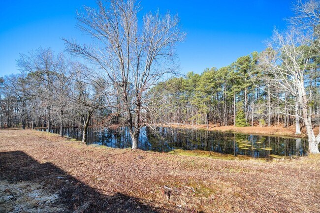 Building Photo - Location, Community, Quality Living. It St...