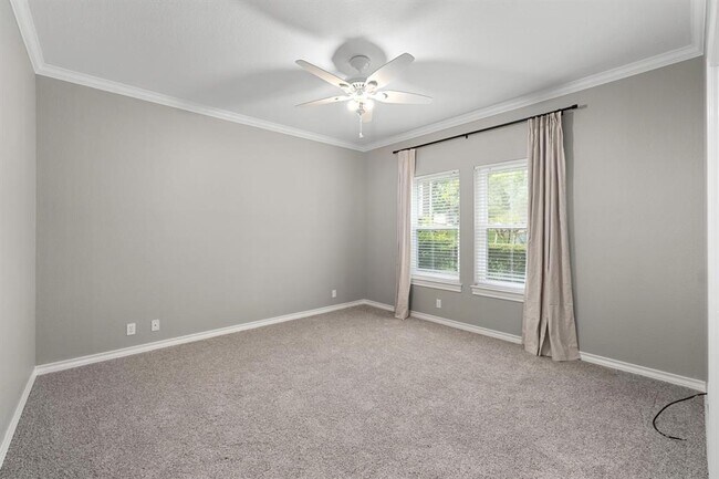 Building Photo - 6002 Ascot Cove