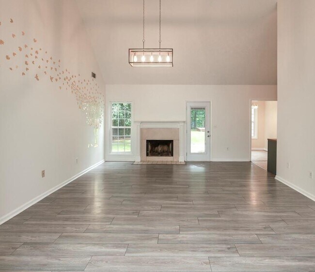 Building Photo - 5377 Fawn Ivey Ln