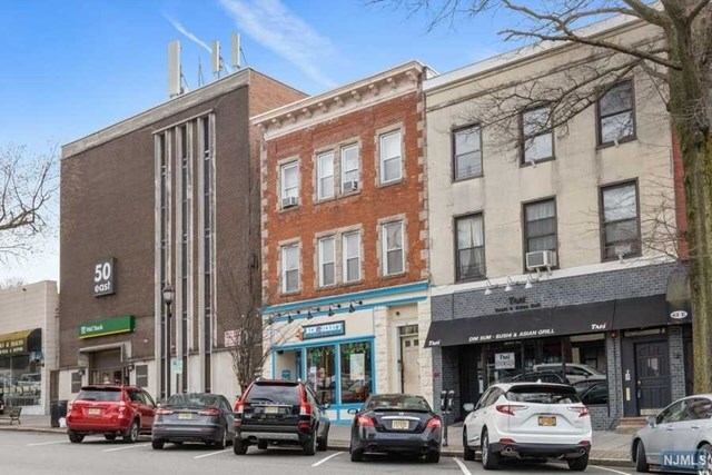 Building Photo - 46 E Palisade Ave
