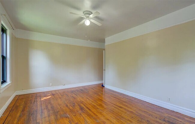 Building Photo - 76-66 Austin St