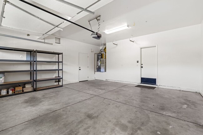 Building Photo - Las Palmas Complete Remodel